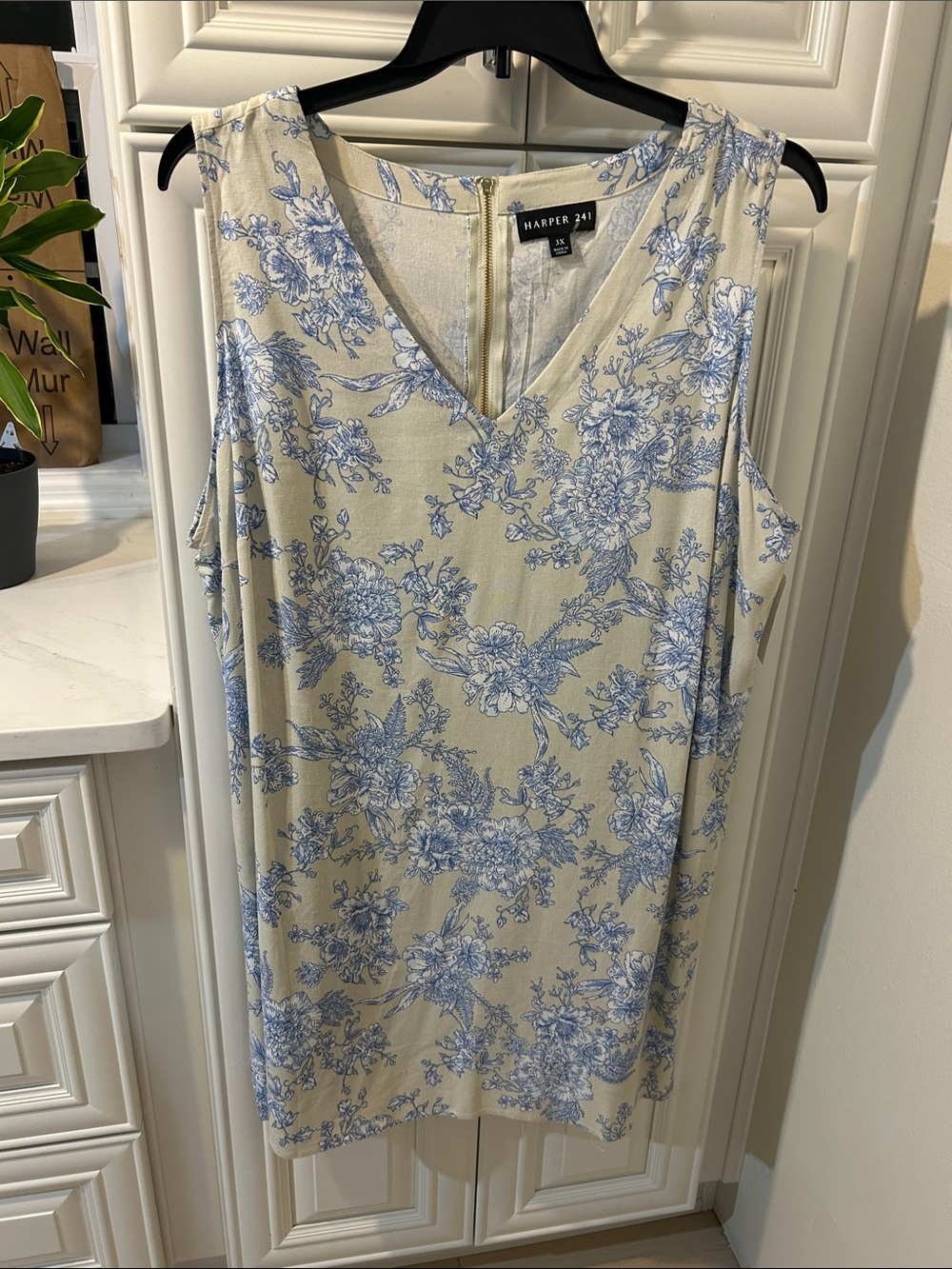 Harper Sleeveless V-Neck Floral Mini Dress in Cream and Light Blue